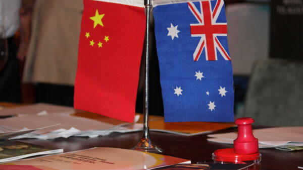 AUSTRALIA-CHINA FILM INDUSTRY FORUM  SHANGHAI, JUNE 13TH & 14TH 2013